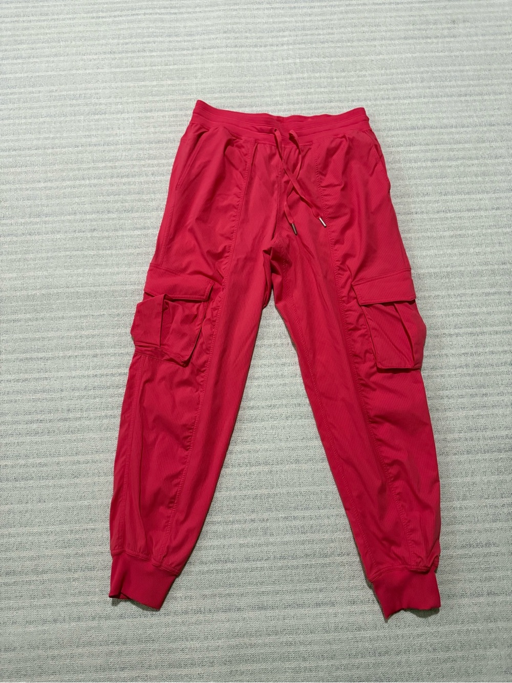Lululemon Pink Coral Dance Cargo Joggers Women’s Sz M READ